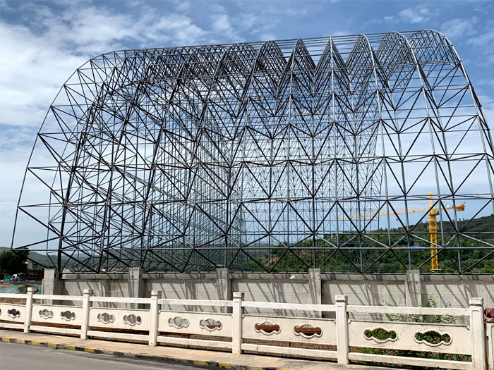 天门山寨矿储煤棚网架